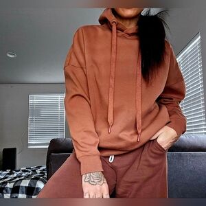 Thick and slouchy hoodie